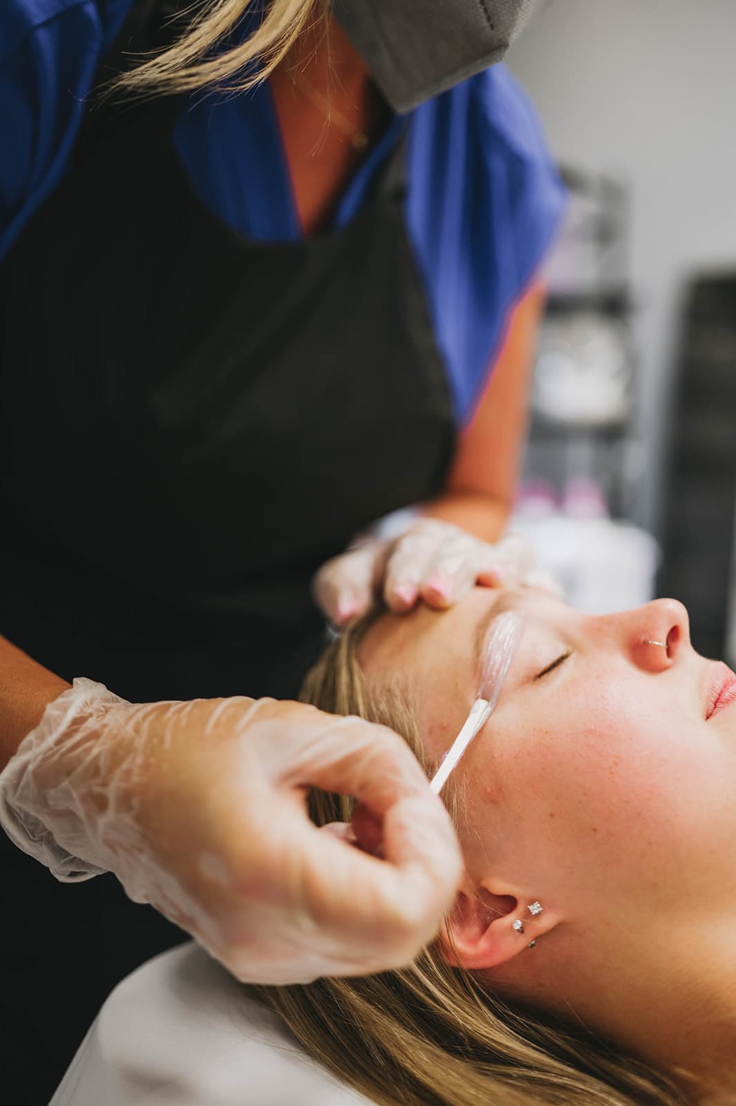 Lash room · brow lamination tray